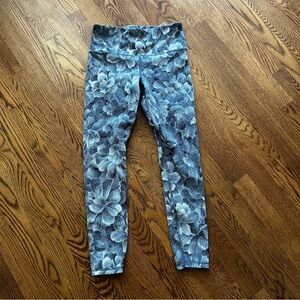 Athleta Blue and White Floral Leggings